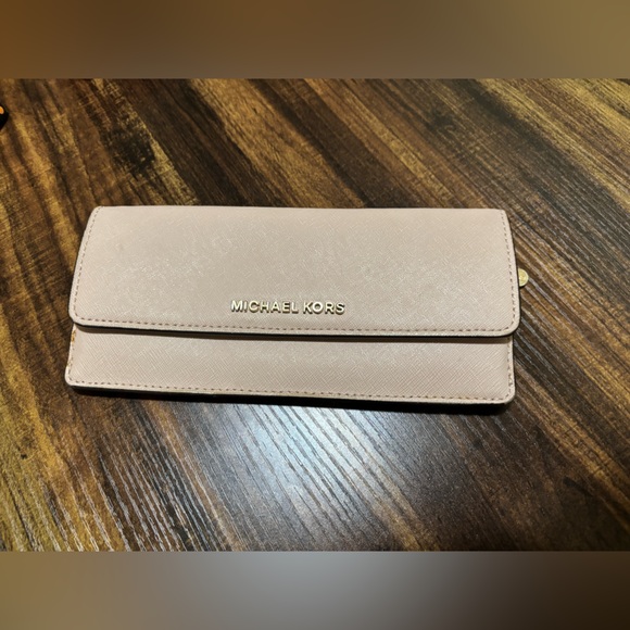 Michael Kors Handbags - Michael Kors Blush Pink Wallet